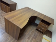 Стол эргономичный правый Витра Альфа 62.21 орех Пегас