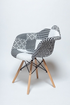 Стул кухонный Цвет мебели Eames SC-020 черно-белый пэчворк