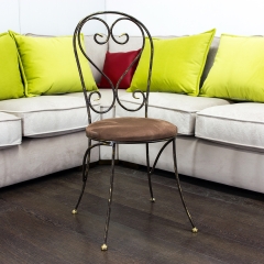 Стул кованый Gruppo 396 Завитки цвет 13 с сиденьем на фанере