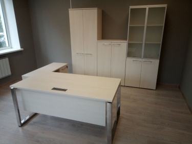Стол рабочий, прямолинейный ALSAV GLOSS LINE НСР-О.004.1 Ivory