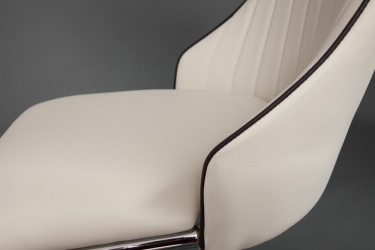 Стул Tetchair FRATELLI mod.8415 металл/экокожа/хром, 44х62х97х47см, слоновая кость окантовка пепельно- коричн.